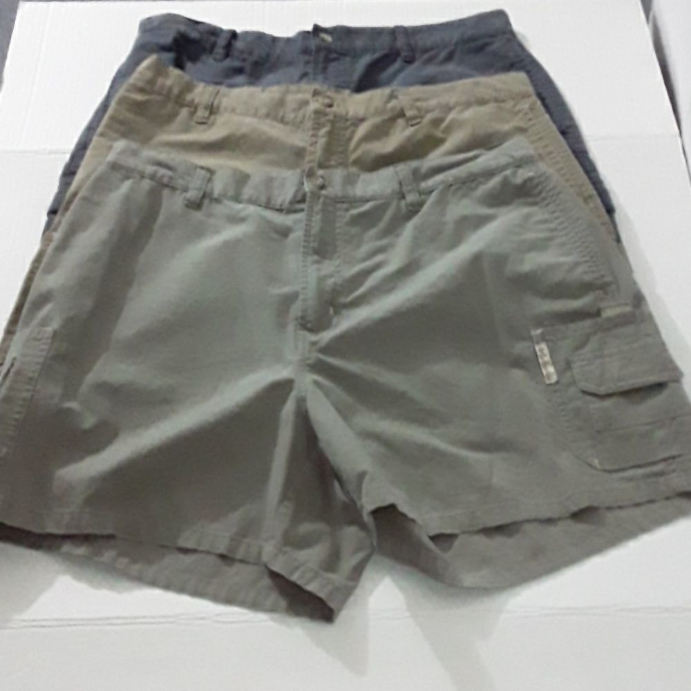 SOLD   SOLD Bundle Columbia Cargo Shorts